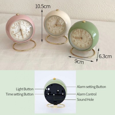 Đồng hồ phong cách retro