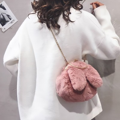 Túi đeo thỏ lông