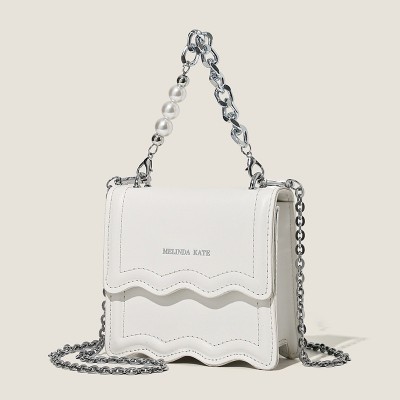 Túi đeo chéo dáng vuông nhỏ màu trơn