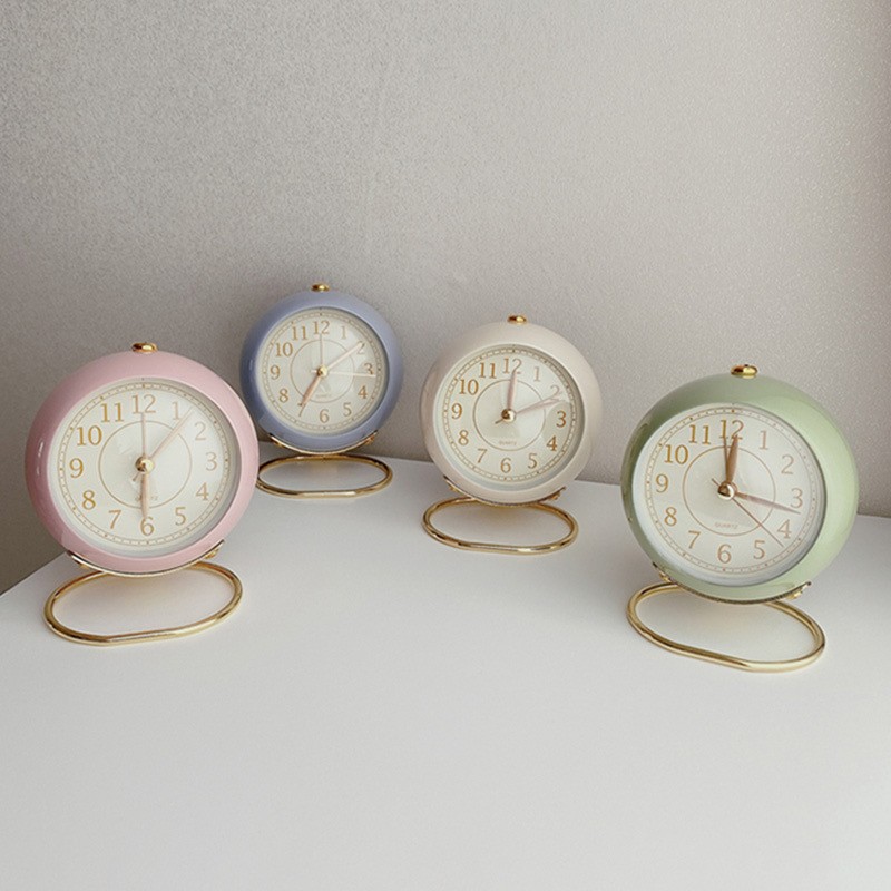 Đồng hồ phong cách retro